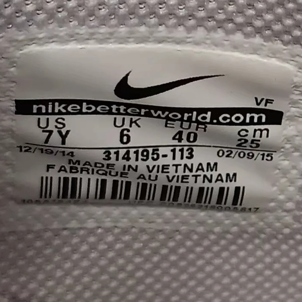 NIKE AIR FORCE 1   314195-113 Sneakers  Size 7 Y Classic 2015 White Out